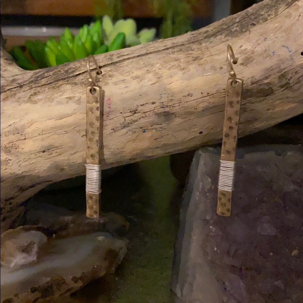 NWT Bar earrings with wire wrapping
